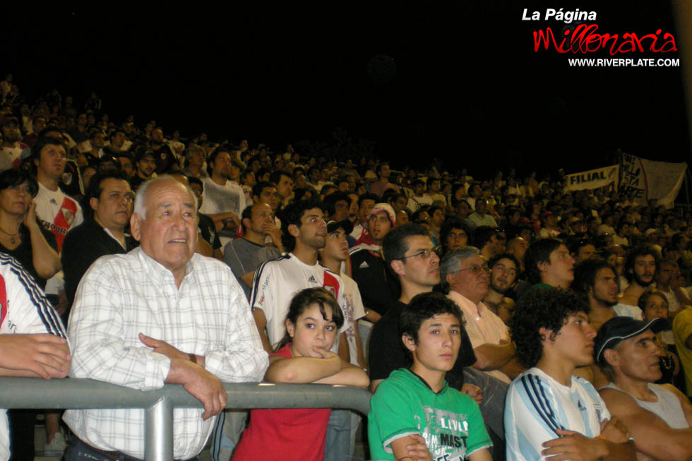 Godoy Cruz vs River Plate (AP 2009) 7